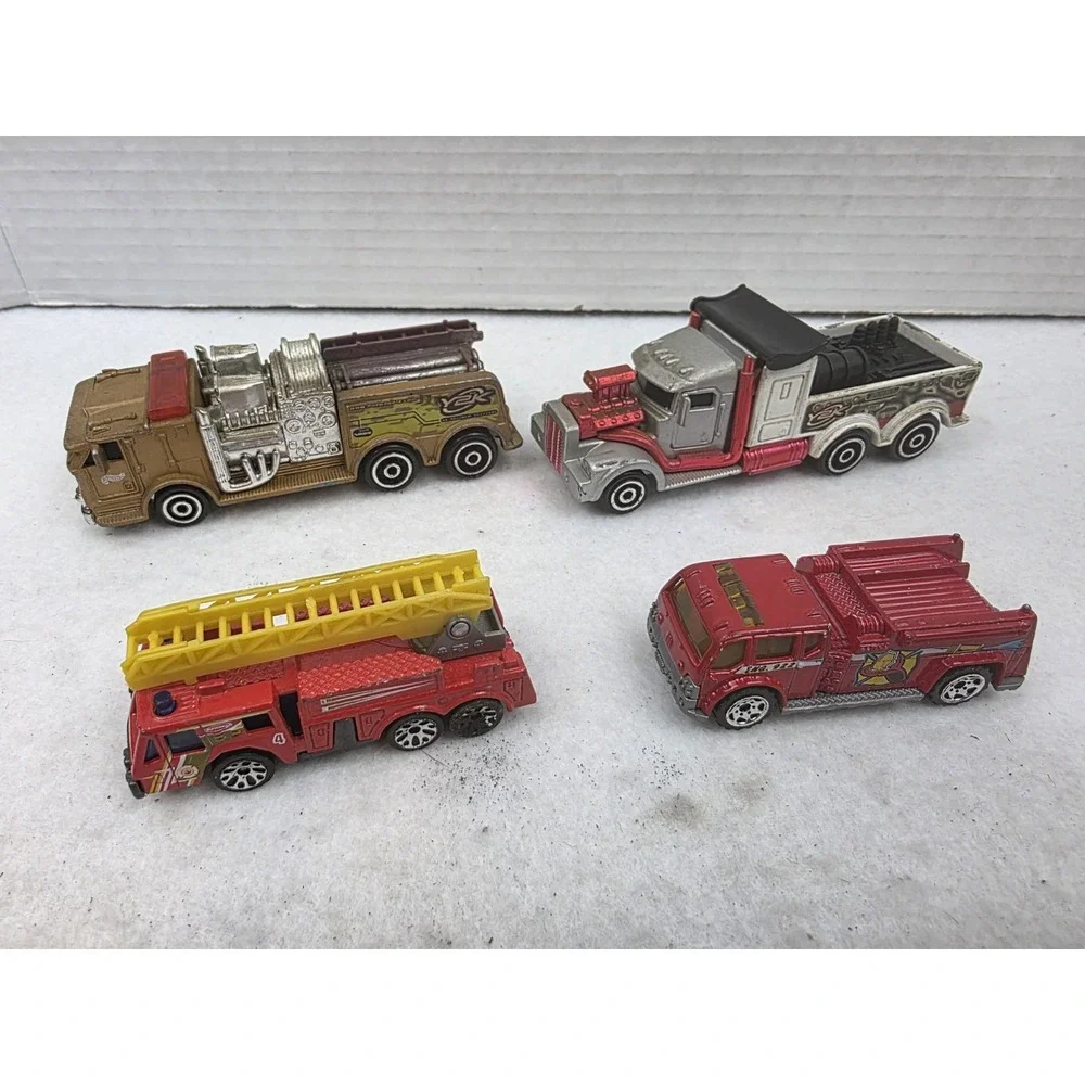 Vintage 80s-00s Hot Wheels Matchbox Firetrucks Trucks Fire Engine Y2K‎ Lot Of 4